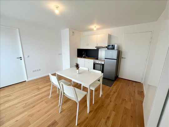 2 pièces - Meublé - 40 m² - 7ème étage - Colocation non autorisée - Photo 1