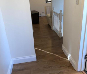 4 bedroom flat to rent - Photo 2 | Rentumo