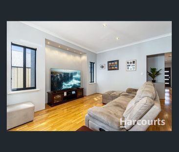 Spacious, Stylish Living in Sought-After Somerly Estate - Photo 2