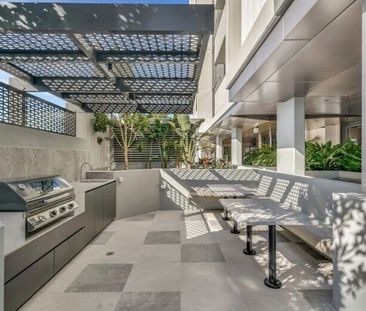 Woolloongabba - Photo 1