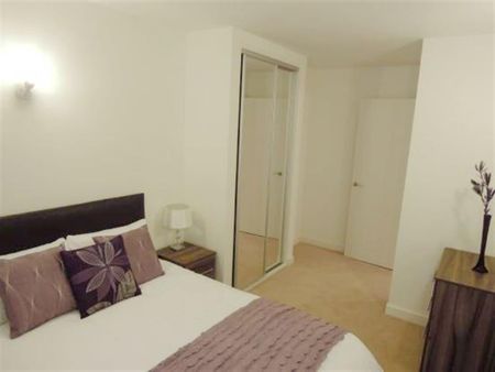1 bedroom flat to rent - Photo 2