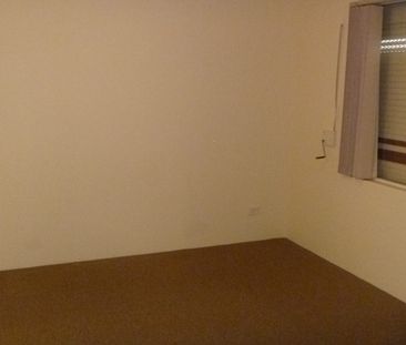 Affordable & Convenient Living in Redcliffe - Photo 4