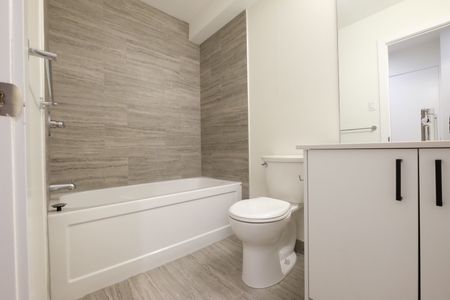 For Lease - 636 Hochelaga Street Unit# Unit B, Overbrook - Castleheights and Area, Ontario - Photo 3