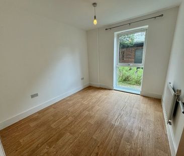 Ardent House, Centenary Quay, Woolston - Photo 2