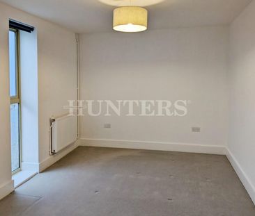 2 bedroom Flat To Let Total Size: 1055 SQ FT - Photo 6