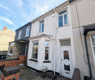 A 2 Bedroom Terraced - Photo 1