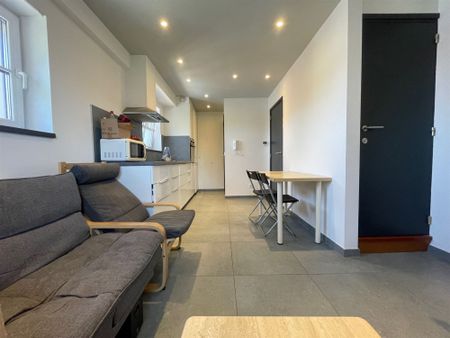 Bel appartement 1 chambre au centre de Tournai - Photo 4