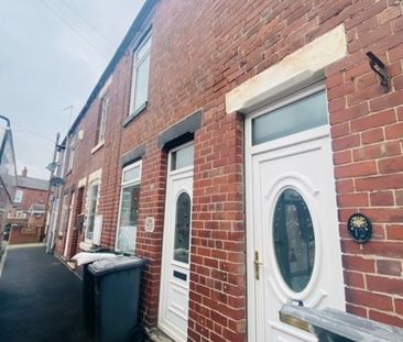2 bedroom house to rent - Photo 2