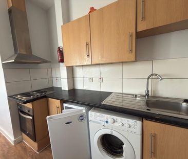 Studio Flat, High Road, IG1 - Photo 6