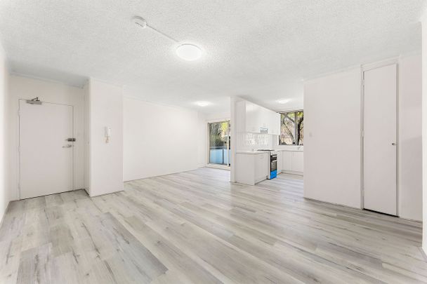 RECENTLY RENNOVATED - Photo 1