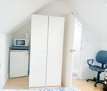 Room in a Shared House, Wembley, HA9 - Photo 2