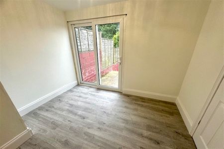 Gainsford Road, Bitterne, SO19 - Photo 4