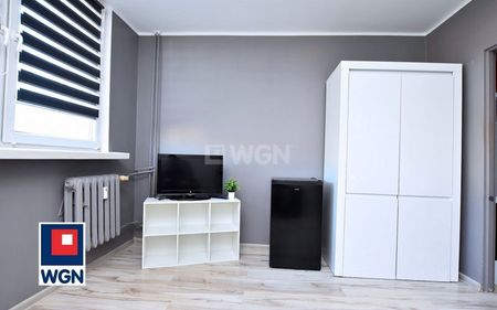 Mieszkanie na wynajem Inowrocław - Ładna Kawalerka na os. Piastowskim blisko Ronda - W pobliżu pętla autobusowa, Market, sklepy handlowe, punkty usługowe, Szkoła, przedszkola, żłobek - Ciepła woda miejska bez - Фото 5