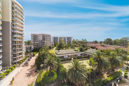 Unit 608, 91A Bridge Road, Westmead, NSW - Photo 5