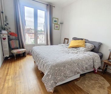 Appartement à louer - REIMS- Boulevard SAINT MARCEAUX- - Photo 2