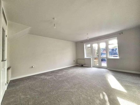 Croft Avenue, Tamworth, B79 - Photo 3