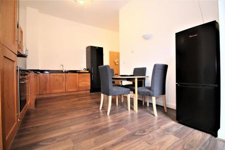 2 bedroom apartment to rent - Photo 5