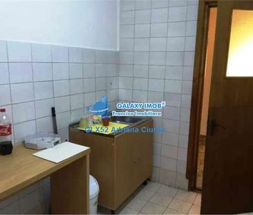 Inchiriere apartament 4 camere in Ploiesti, zona Cantacuzino - Fotografie 1