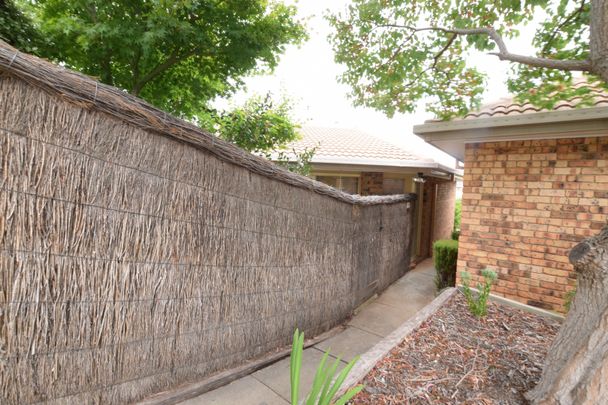 40/12 Goodchild Street, Lyneham ACT 2602 - Townhouse For Rent | Domain - Photo 1