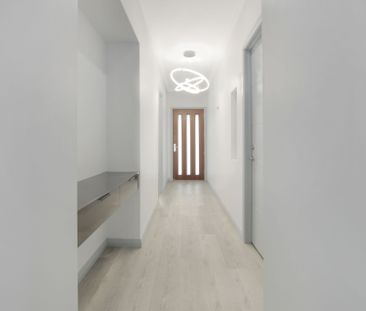 Modern Spacious Home in a Fantastic Location! - Photo 3