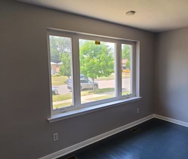 For Lease - 29 Gilroy Drive, Toronto, Ontario - Photo 4