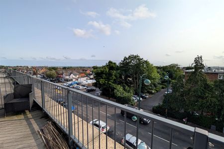 Burlington Mansions, SO15 - Photo 5