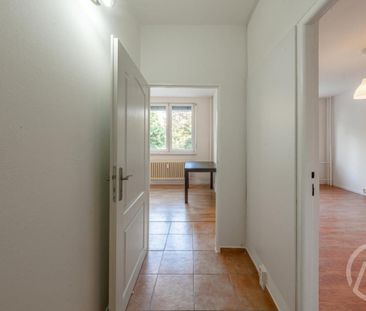 Pronájem bytu 1+1 37 m2 - Fotografie 3