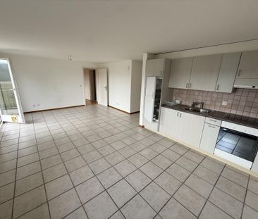 Spacious 2.5 room apartment with unobstructed view in Fétigny - Photo 1