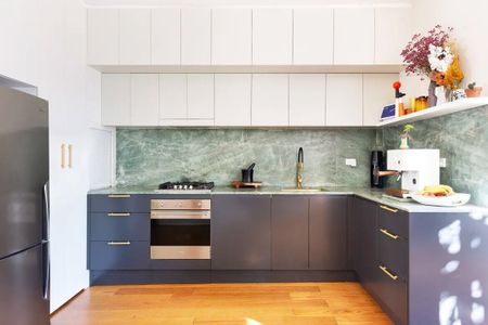 Bondi Junction - Photo 2