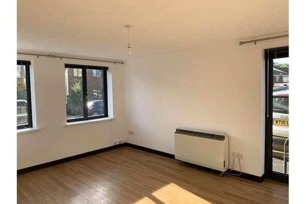 Water House, Water Lane, Chesterton, Cambridge, CB4 - Photo 1