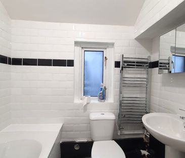 £950 PCM, Spacious Newly Refurbished One Bedroom First Floor Flat i... - Photo 4