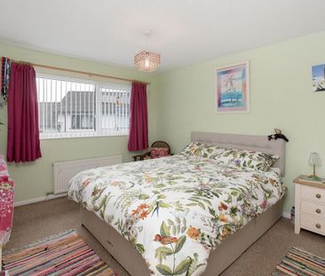 2 bedroom semi-detached house to rent - Photo 5