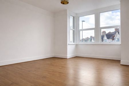 9 Bed End Terrace, Raymead Avenue, CR7 - Photo 5