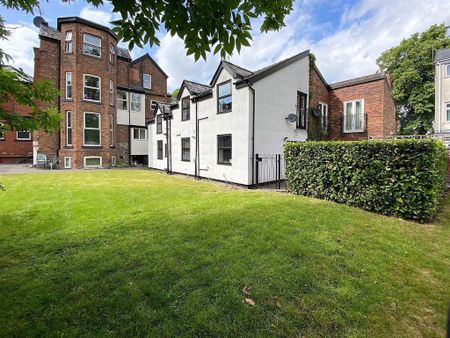 2 bedroom flat to rent - Photo 3