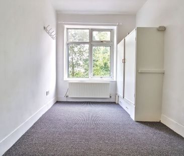 Gartons Lane, St. Helens - Photo 6