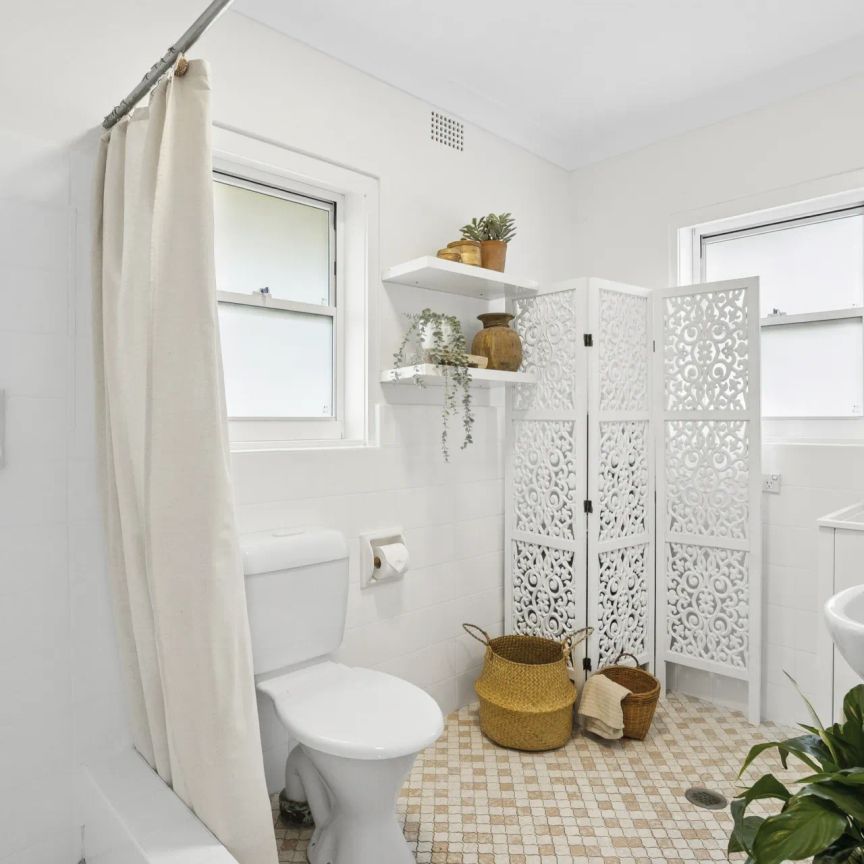 Light-Filled Apartment Moments from Avalon Beach - Photo 1