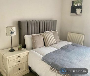 3 bedroom terraced house to rent - Photo 6