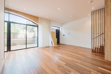 30 Haines Street, North Melbourne VIC 3051 - Photo 2