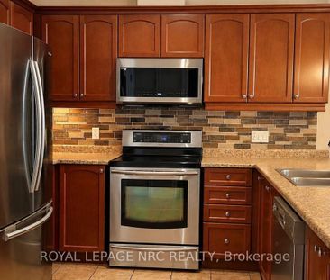 139 MOFFAT STREET, St. Catharines, Ontario, L2P2L7 - Photo 5