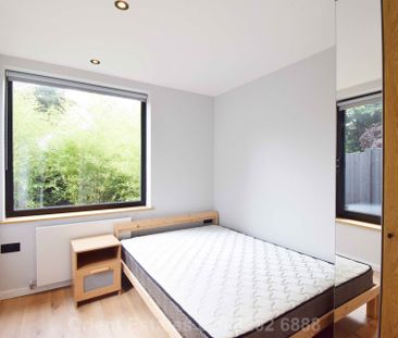Price £2,300 pcm - Available 24/07/2026 - Furnished - Photo 6