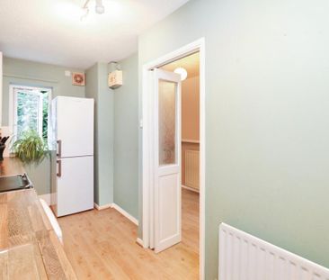 2 bedroom terraced house to rent - Photo 3
