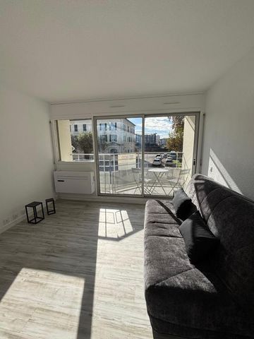 Location Appartement 1 pièce Meublé 23m² DAX 40100 - Photo 2