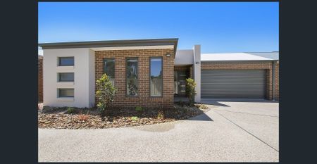 Beautiful 3-Bedroom Home in the Heart of Yarrawonga - Photo 4