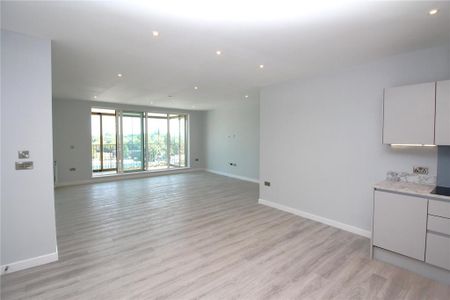 3 bedroom apartment to rent - Photo 4