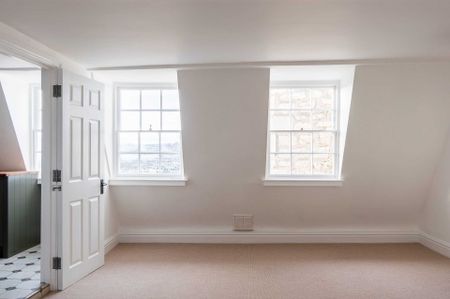 Portland Place - Photo 2