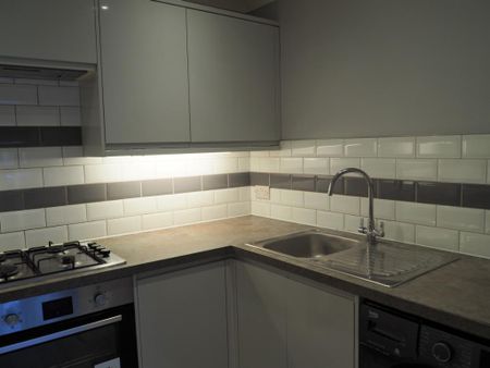 1 bedroom flat to rent - Photo 3
