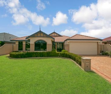 Look No Further&comma; the Perfect Family Home&excl;&excl; - Photo 1