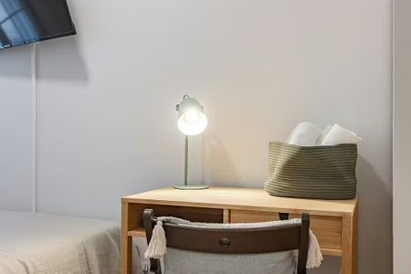 Travessera de les Corts, Barcelona, Catalonia 08028 - Foto 2