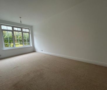 5 bedroom detached house to rent - Photo 4