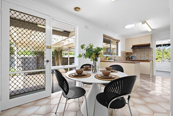 29 Kooringa Crescent, Wheelers Hill - Photo 1